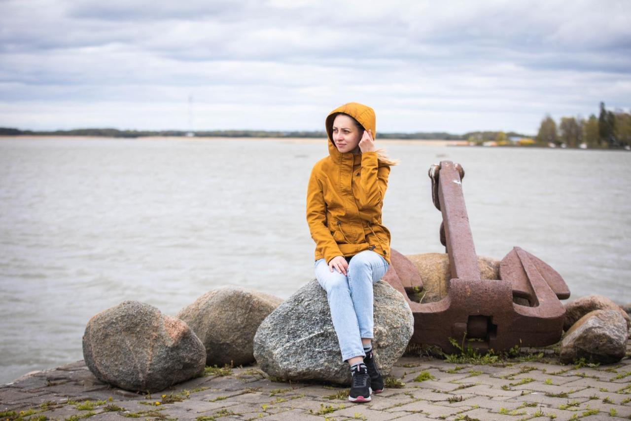 Hotel Promenaadi Haapsalu Esterno foto