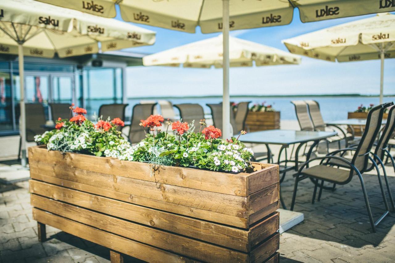 Hotel Promenaadi Haapsalu Esterno foto
